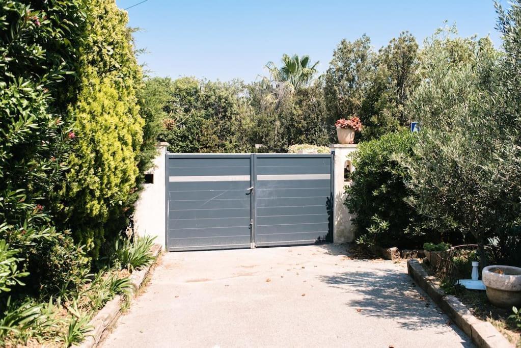 Magnifique T3 Equipe Au Coeur Du Village Apartamento Saint-Tropez